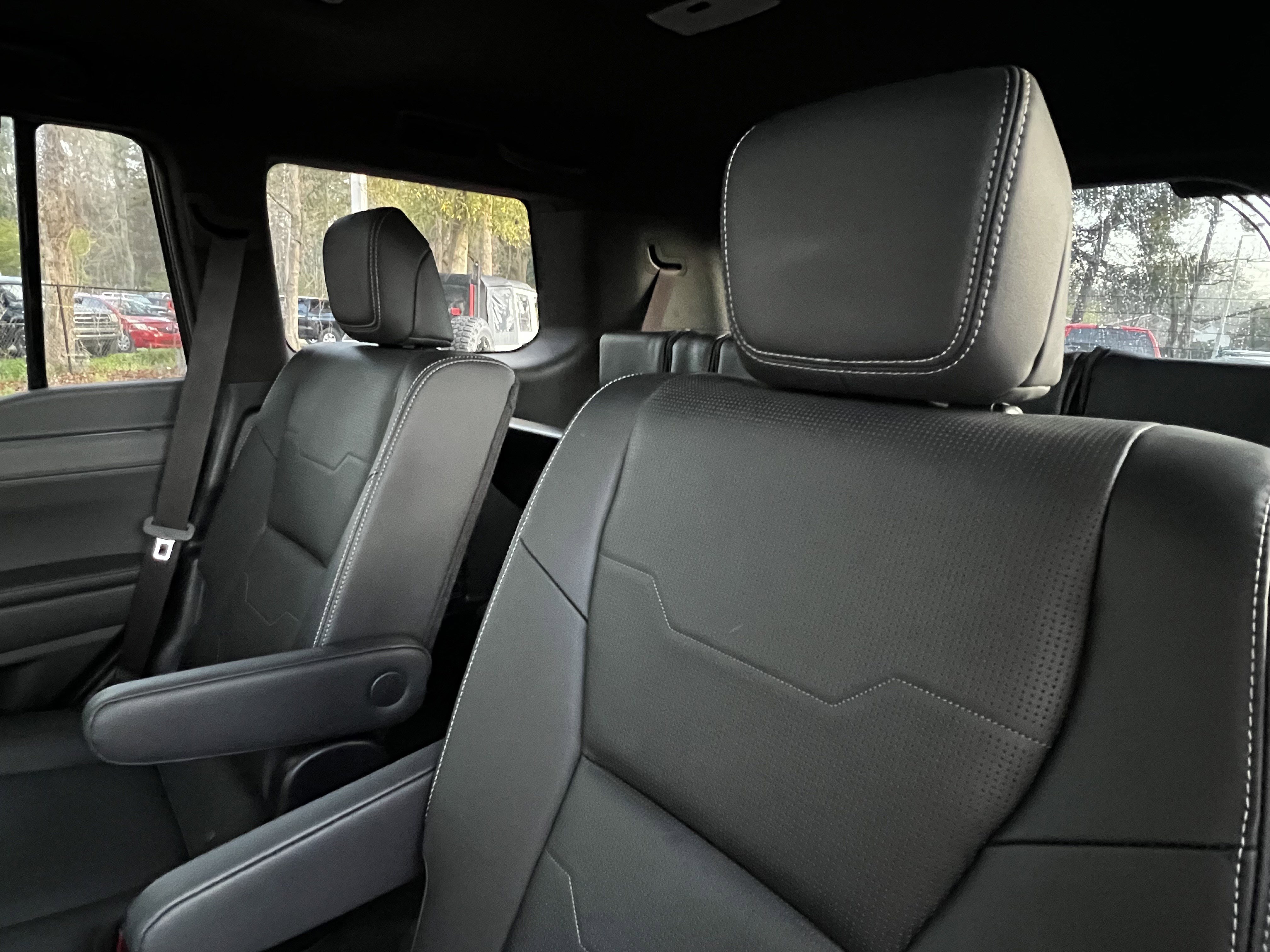 Certified 2024 Lexus GX 550 w/ Accessory Package (31) image 33
