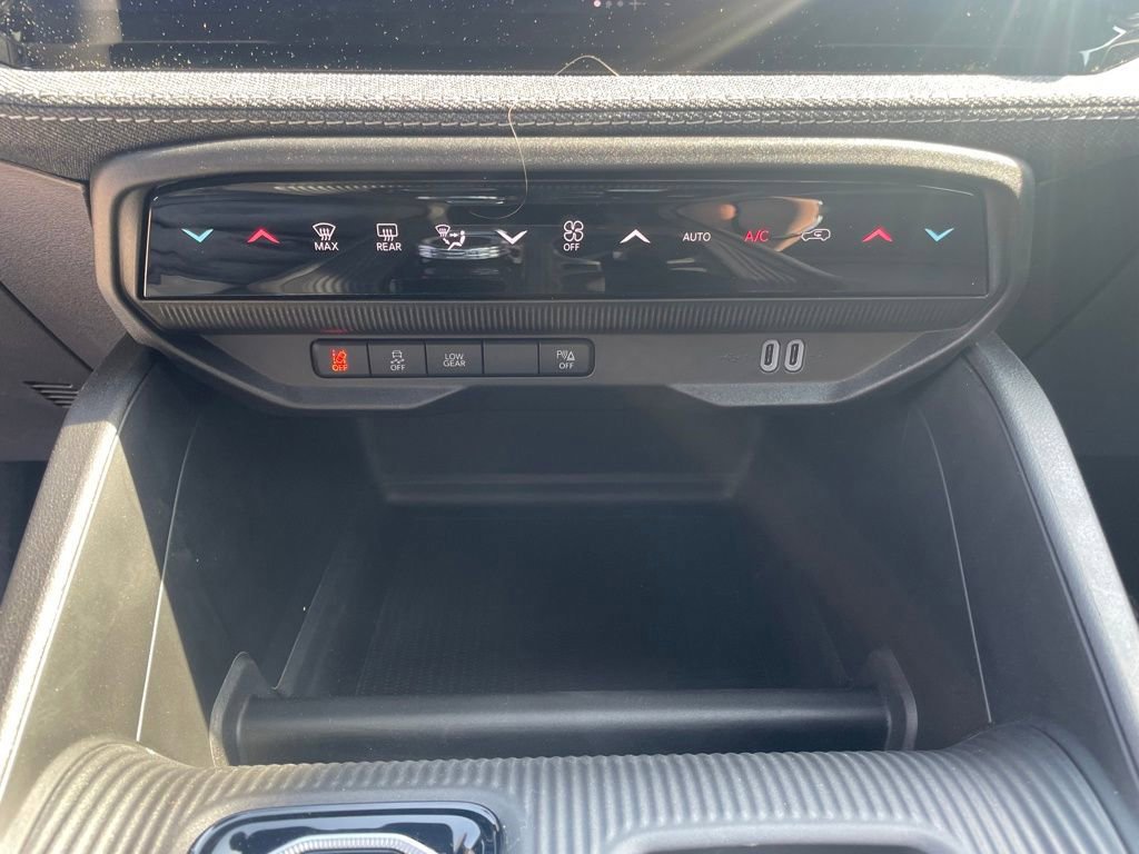 New 2026 Jeep Cherokee Laredo AWD/4WD image 16