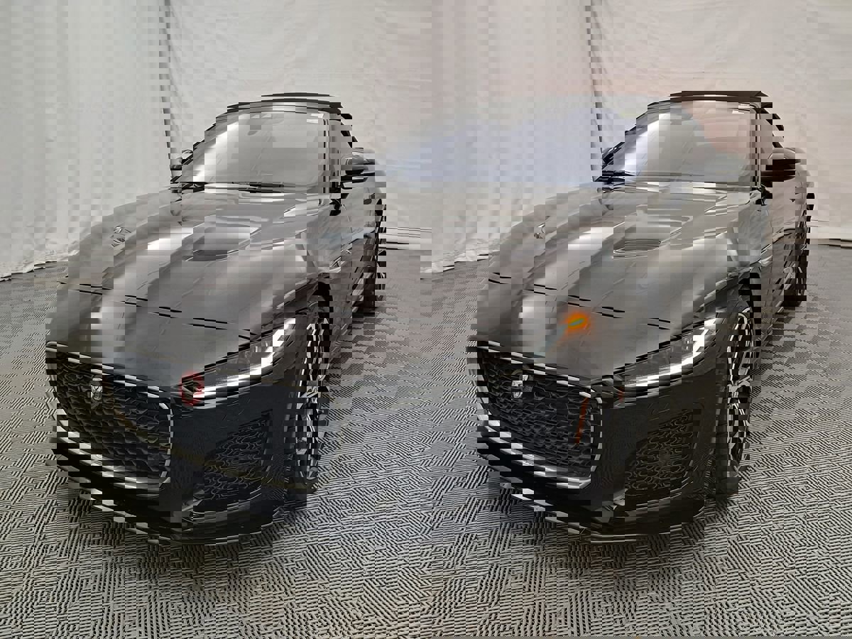 Used 2021 Jaguar F-TYPE Convertible image 9
