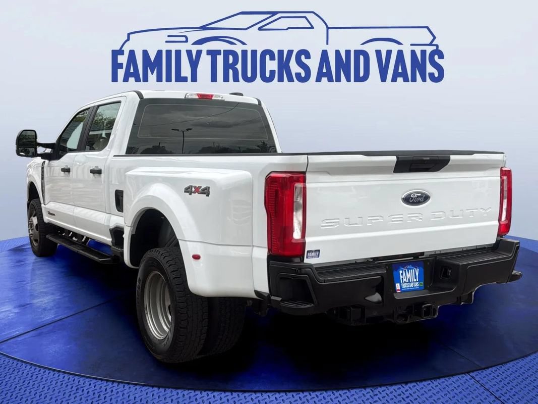 Used 2024 Ford F350 XL AWD/4WD image 3