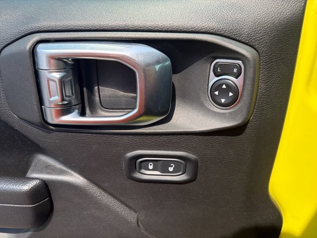 Used 2024 Jeep Wrangler Unlimited AWD/4WD image 33