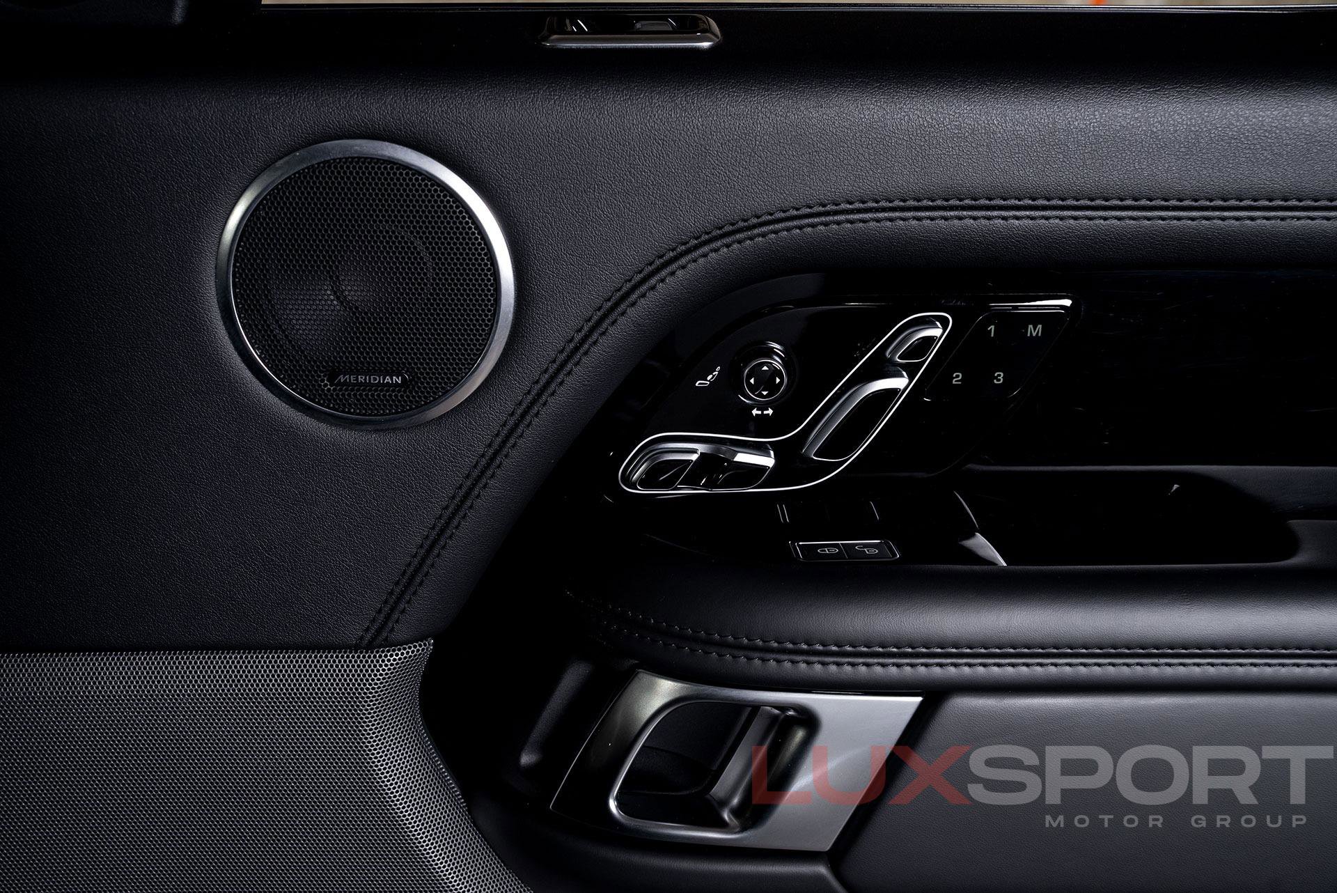 Used 2019 Land Rover Range Rover HSE image 51