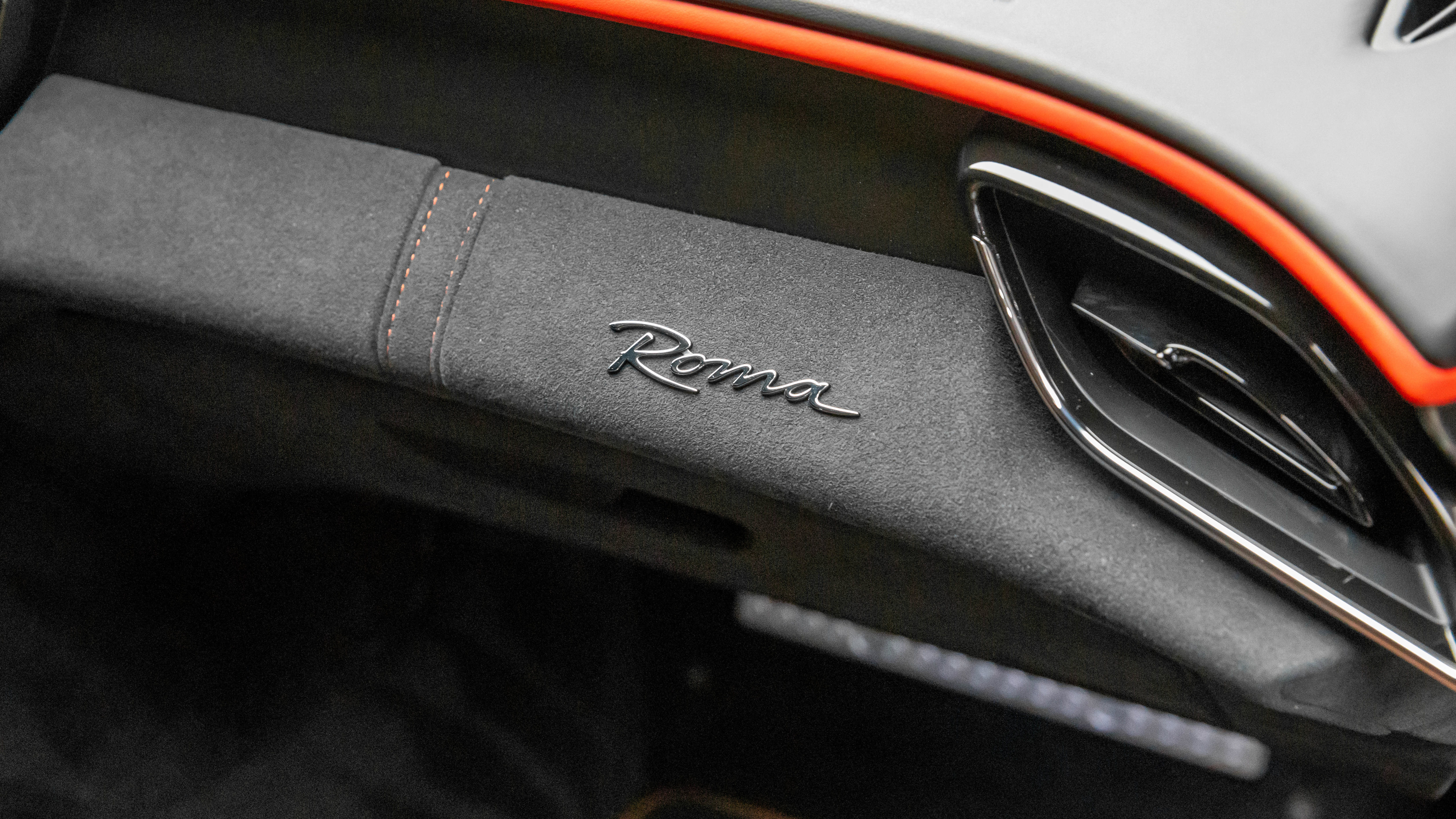 Used 2021 Ferrari Roma RWD image 34