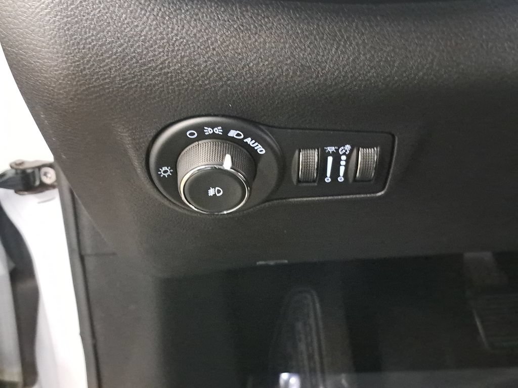 Certified 2023 Jeep Compass Limited AWD/4WD image 27