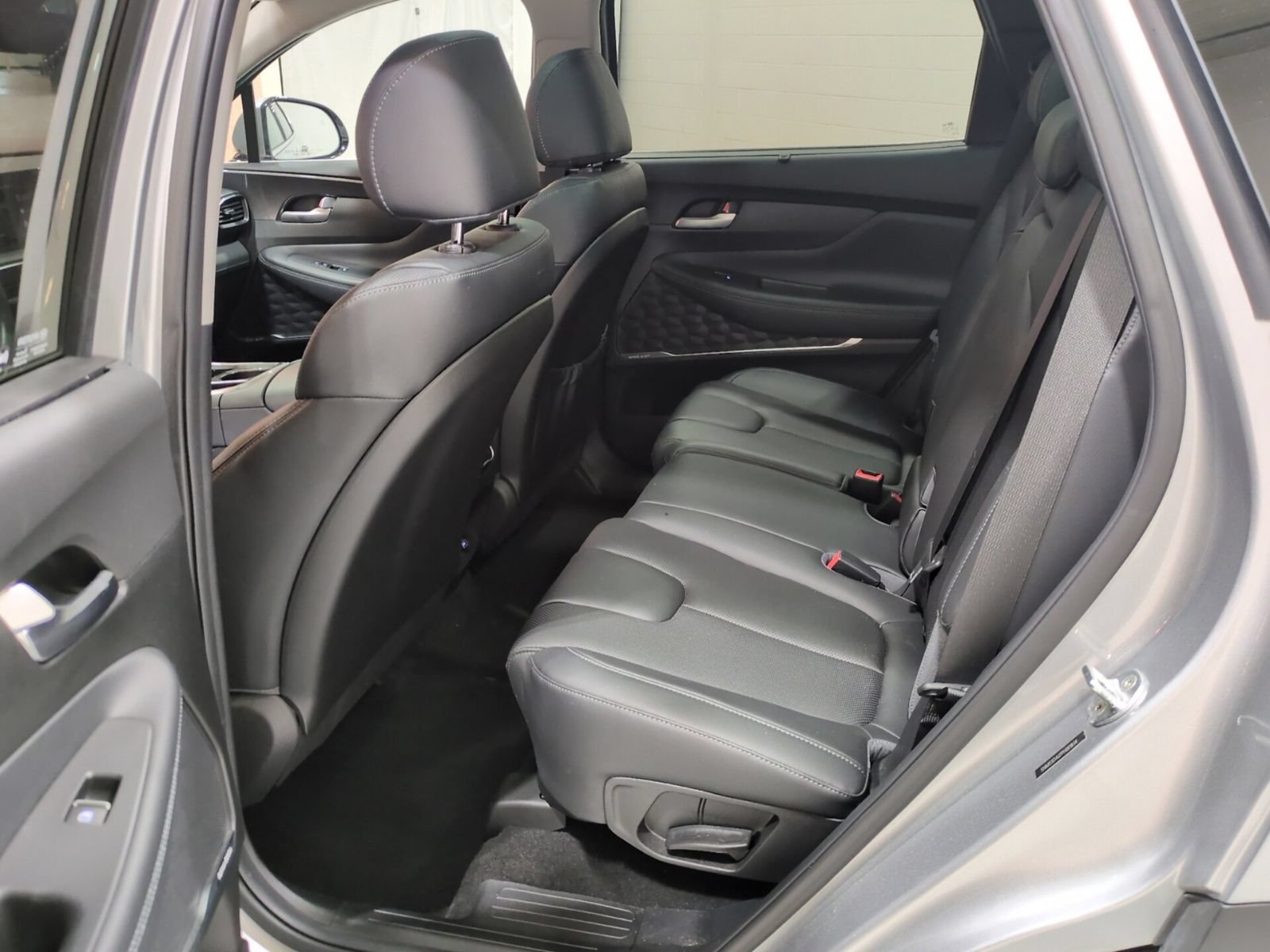 Certified 2023 Hyundai Santa Fe SEL Premium w/ Cargo Package AWD/4WD image 14