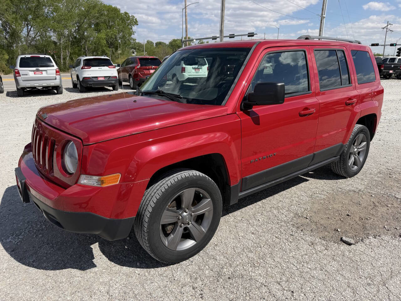 Used 2016 Jeep Patriot Sport w/ Power Value Group FWD image 6