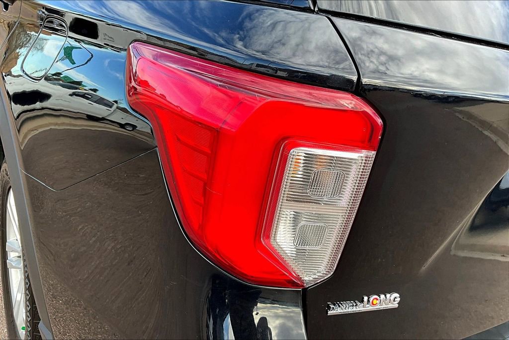 Used 2023 Ford Explorer XLT w/ Equipment Group 202A image 33