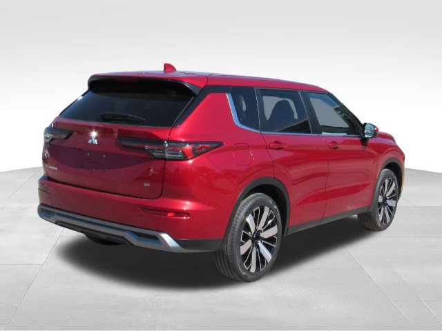 New 2026 Mitsubishi Outlander SE FWD image 3