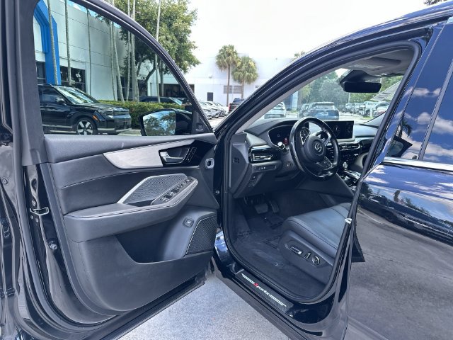 Used 2025 Acura MDX FWD image 22