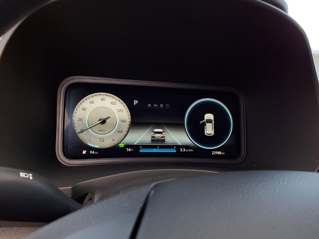 Used 2023 Hyundai Kona SE image 12