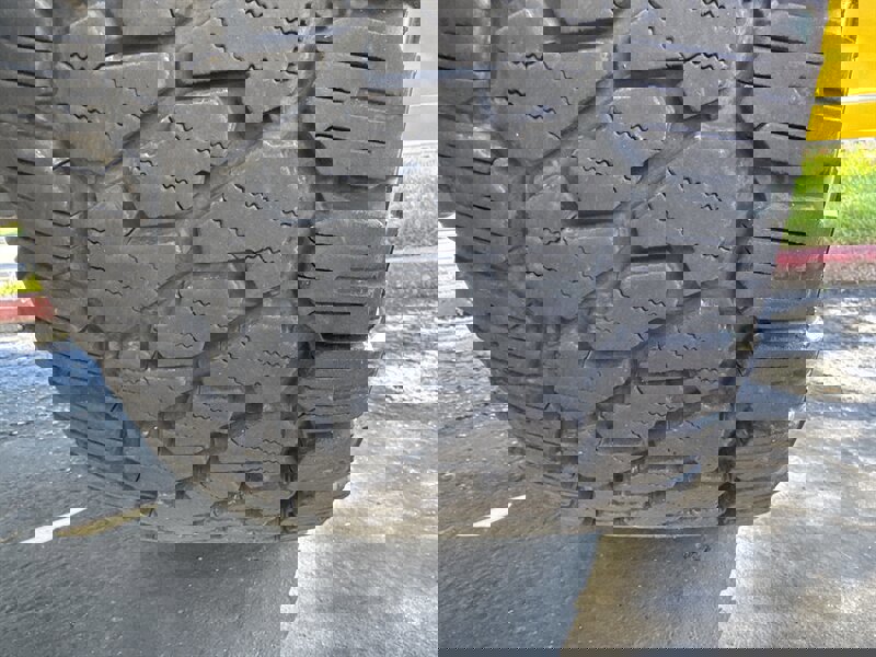 Used 2017 GMC Yukon SLT w/ Open Road Package image 17