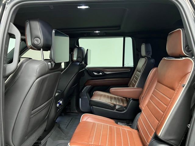Used 2023 GMC Yukon XL Denali Ultimate image 47