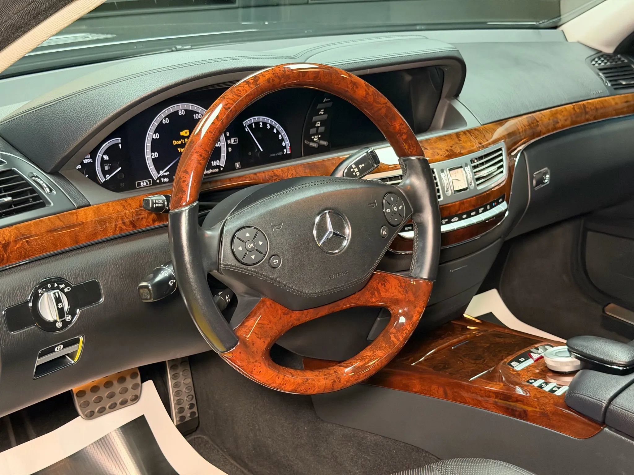 Used 2013 Mercedes-Benz S 550 w/ Sport Pkg Plus One image 54