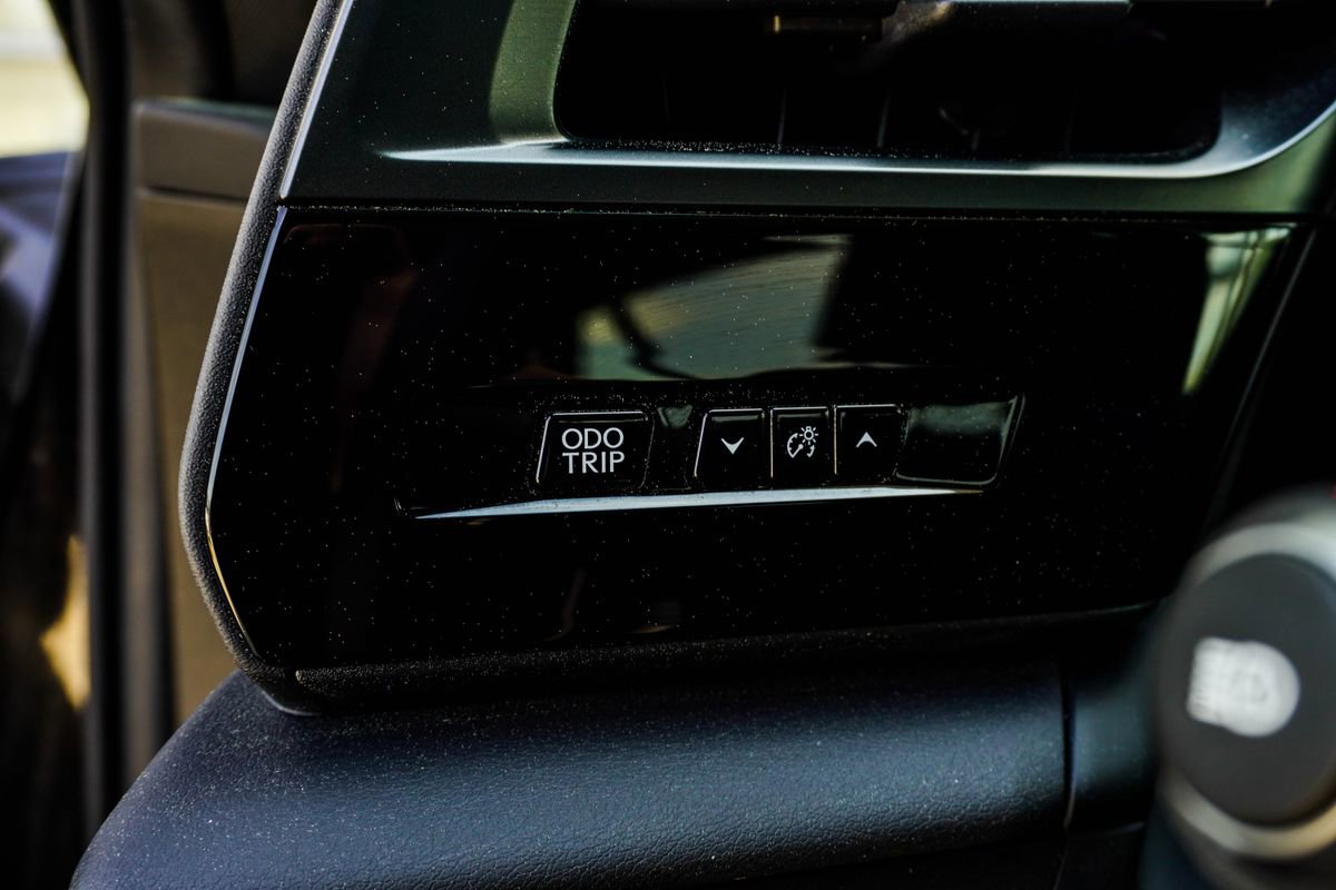 Used 2023 Lexus RZ 450e Premium w/ Accessory Package (2T) image 31