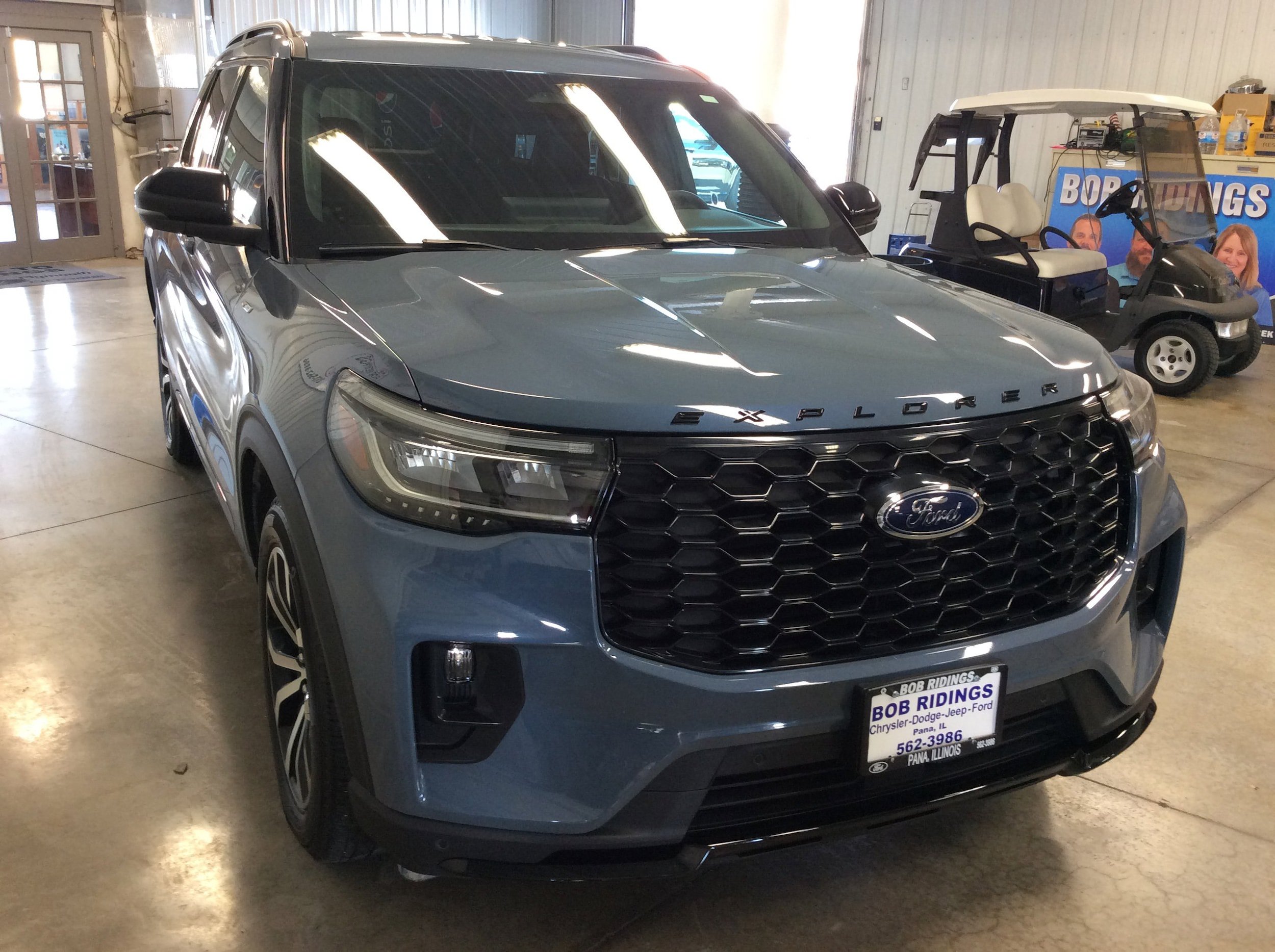 Used 2025 Ford Explorer ST-Line AWD/4WD image 8