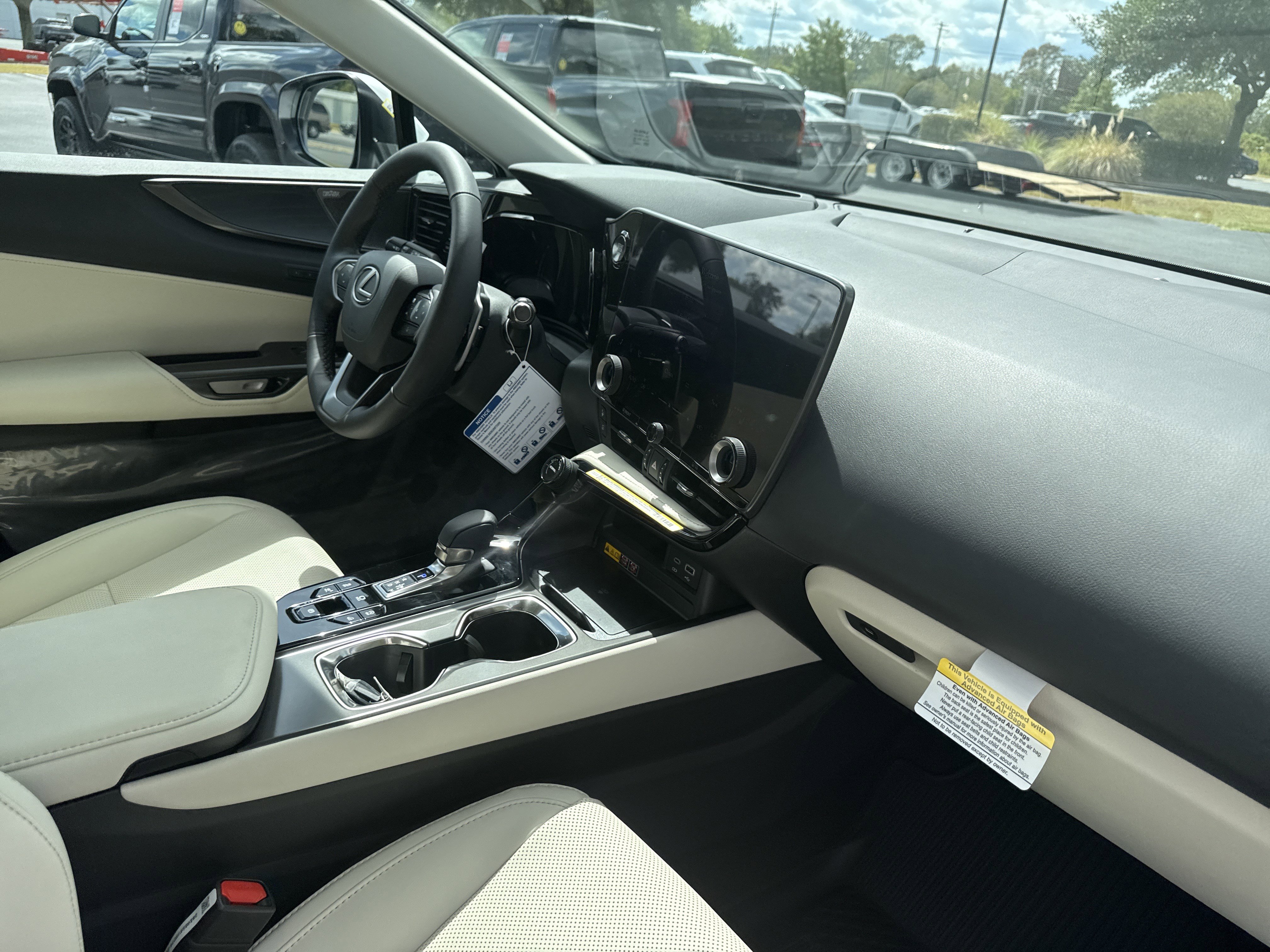 Used 2026 Lexus NX 350 AWD w/ Luxury Package image 38