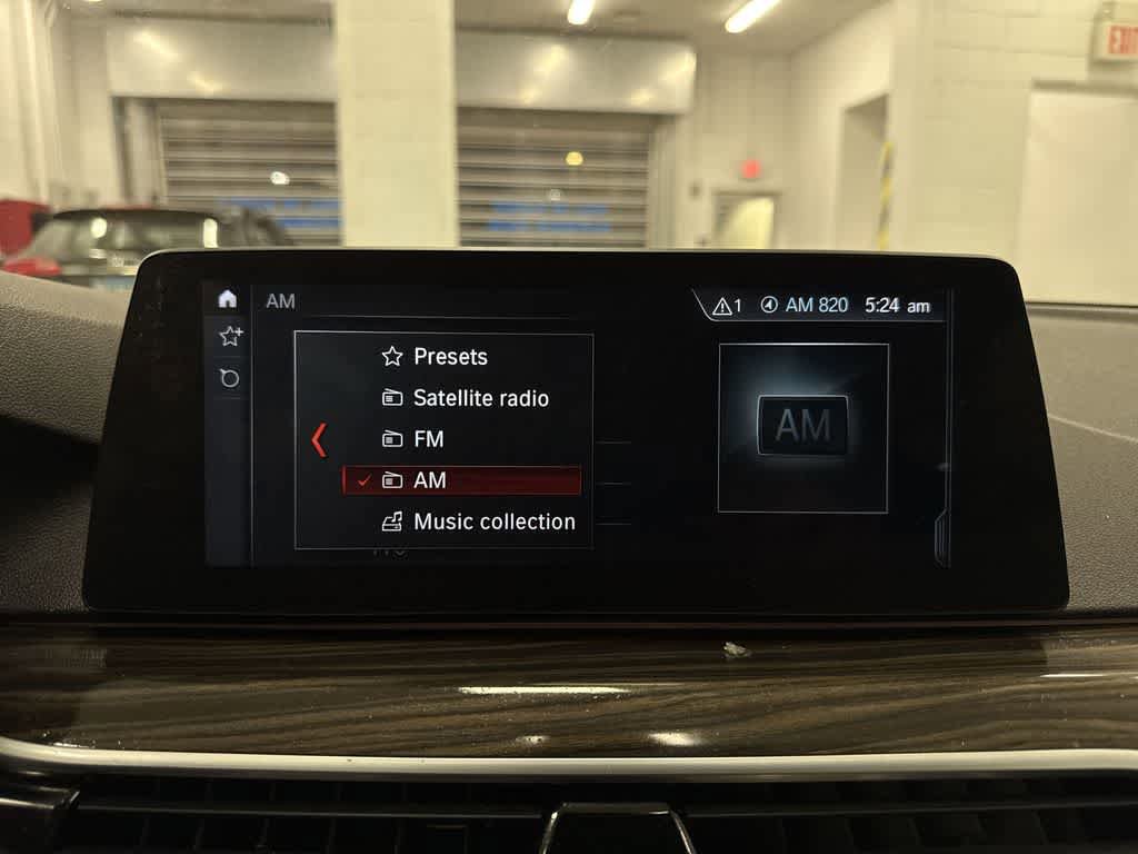 Used 2018 BMW 530i xDrive AWD/4WD image 21