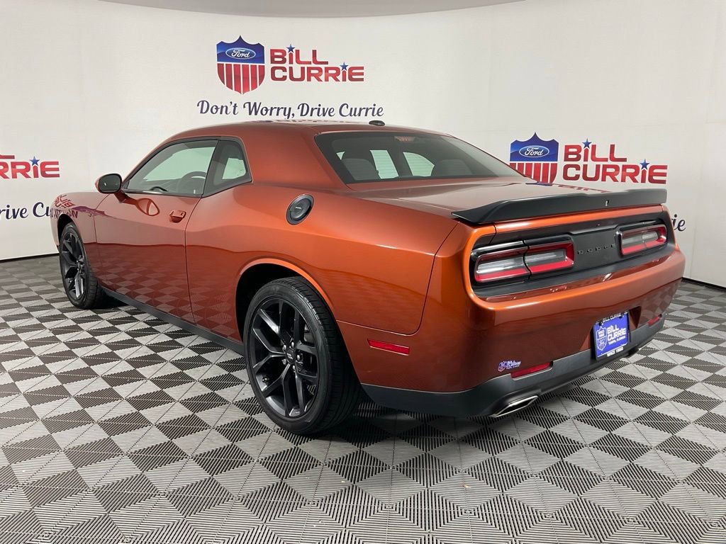 Used 2022 Dodge Challenger SXT w/ Blacktop Package image 5