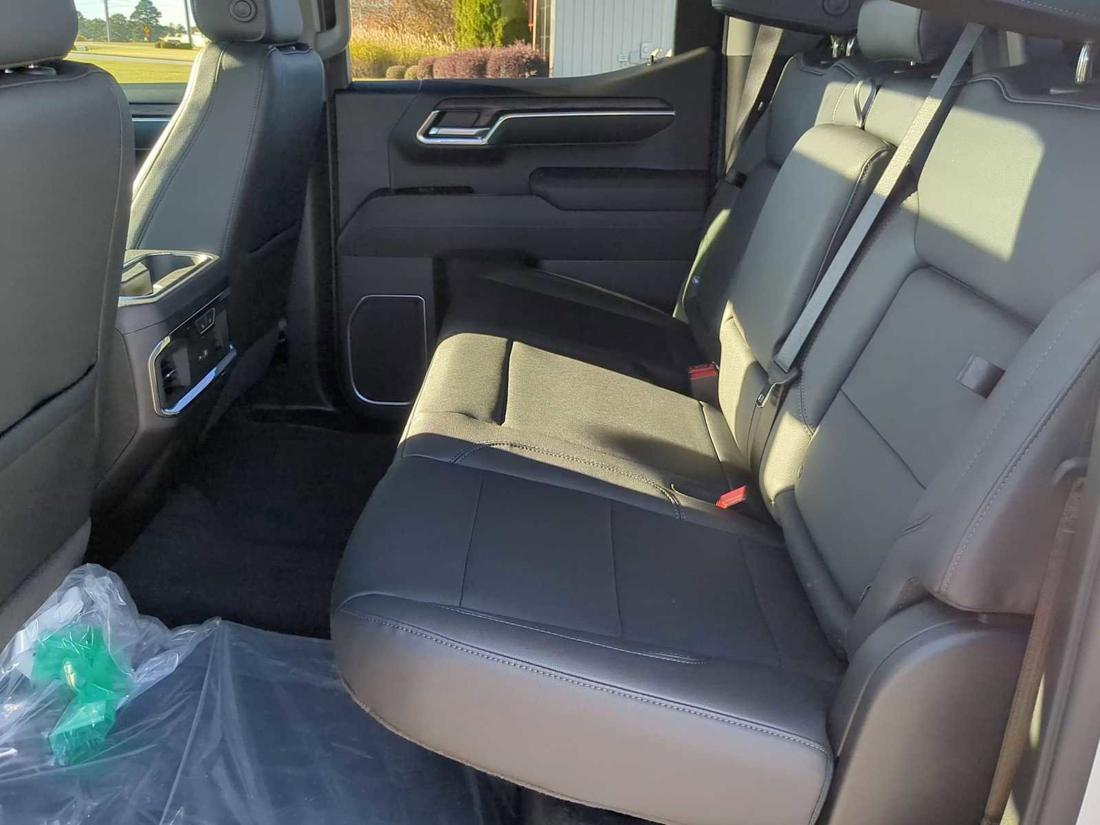 New 2026 GMC Sierra 1500 SLT w/ SLT Premium Package image 24