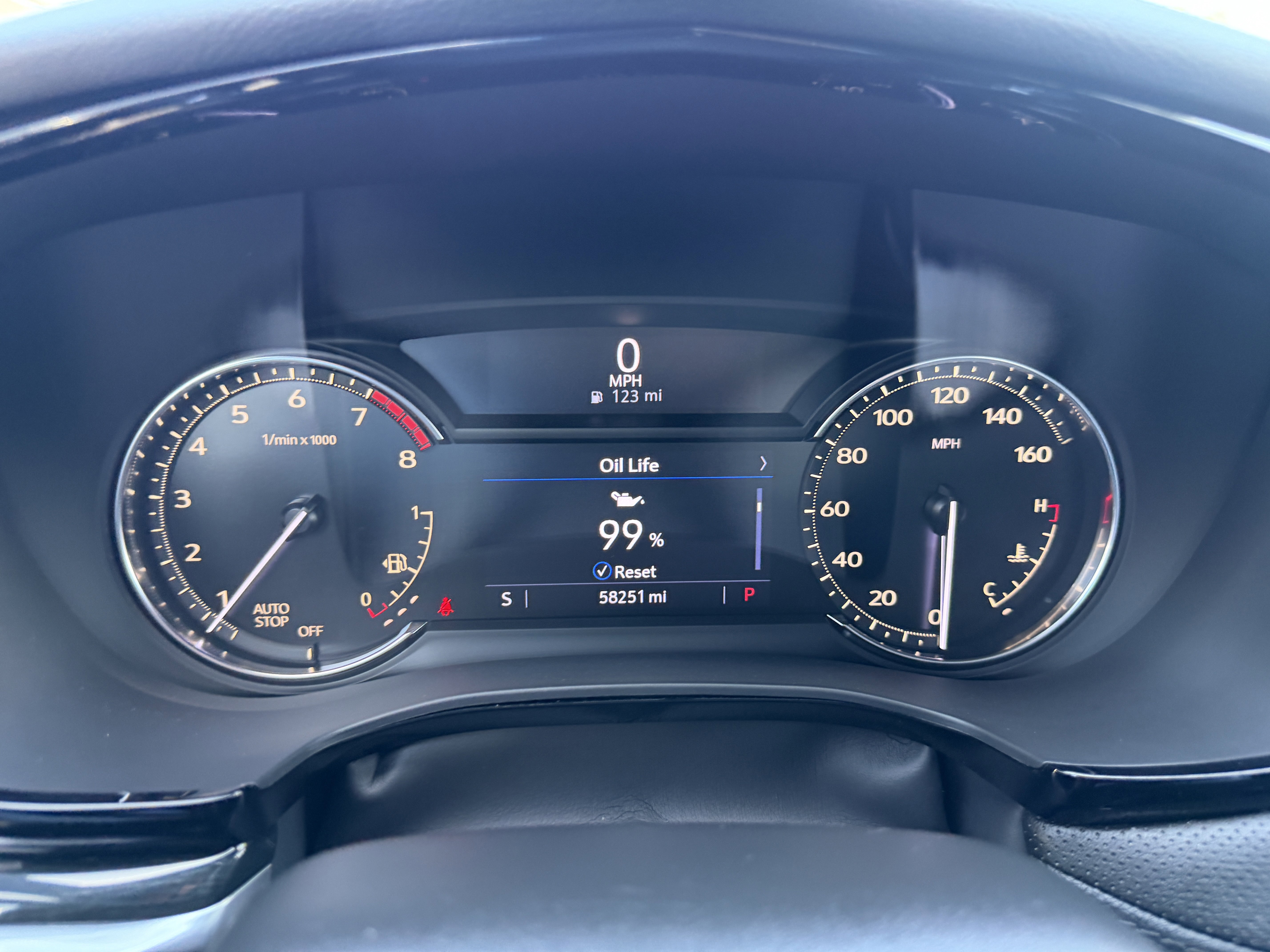Used 2020 Cadillac XT5 Premium Luxury FWD image 30