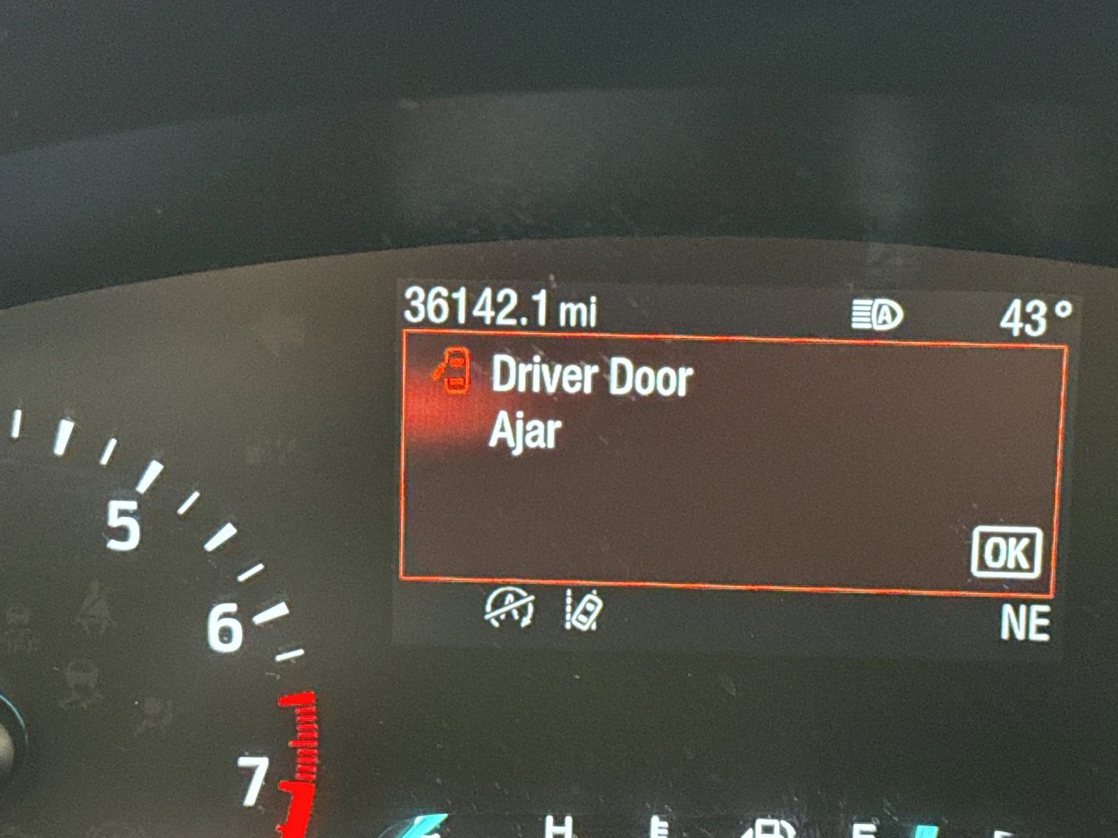 Used 2020 Ford Escape SE image 19