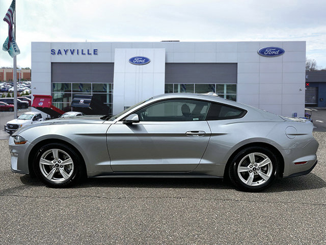 Used 2023 Ford Mustang Coupe image 2