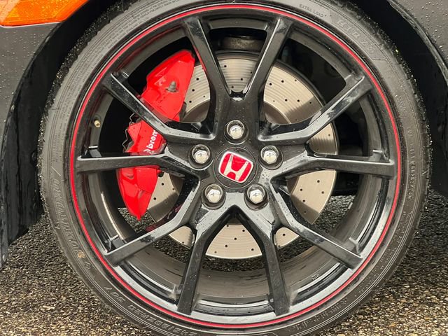 Used 2018 Honda Civic Type R image 11