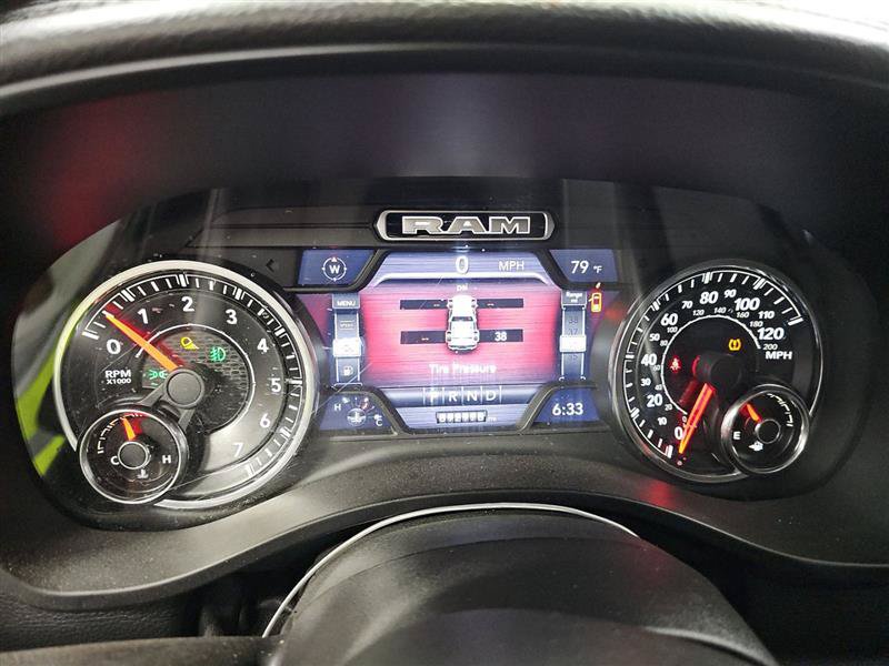 Used 2019 RAM 1500 Laramie AWD/4WD image 5