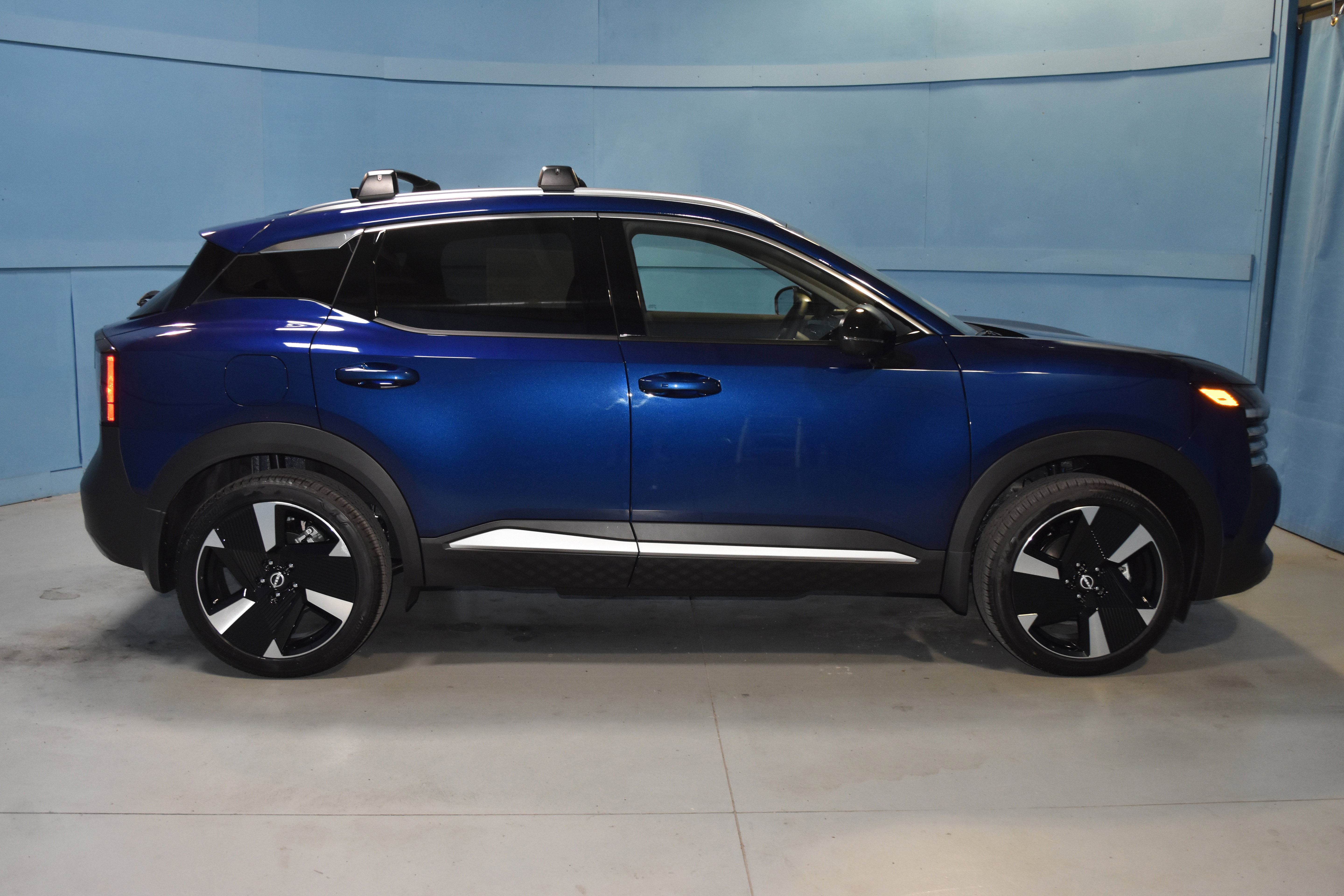 New 2026 Nissan Kicks SR w/ SR Premium Package image 19
