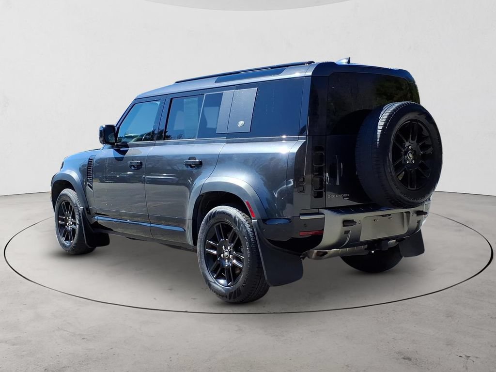 Used 2022 Land Rover Defender 110 X-Dynamic SE AWD/4WD image 7