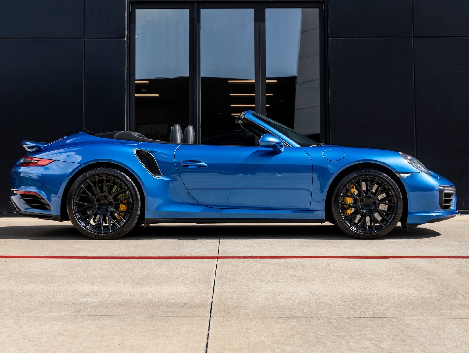 Used 2017 Porsche 911 Turbo S AWD/4WD image 13