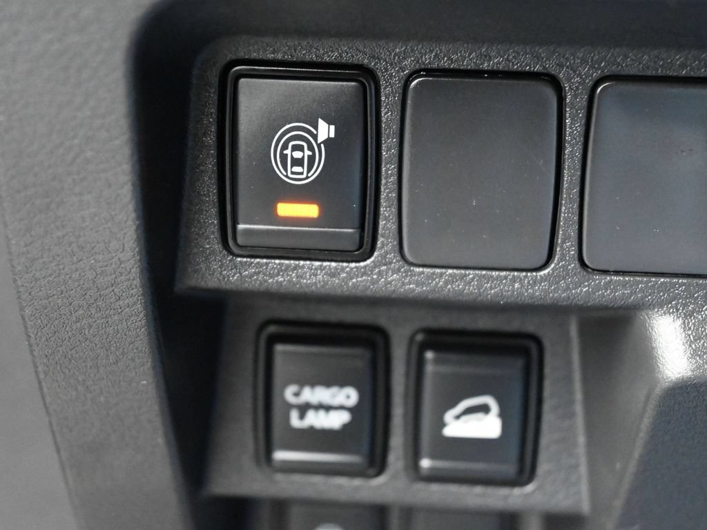 Used 2022 Nissan Frontier PRO-4X AWD/4WD image 14