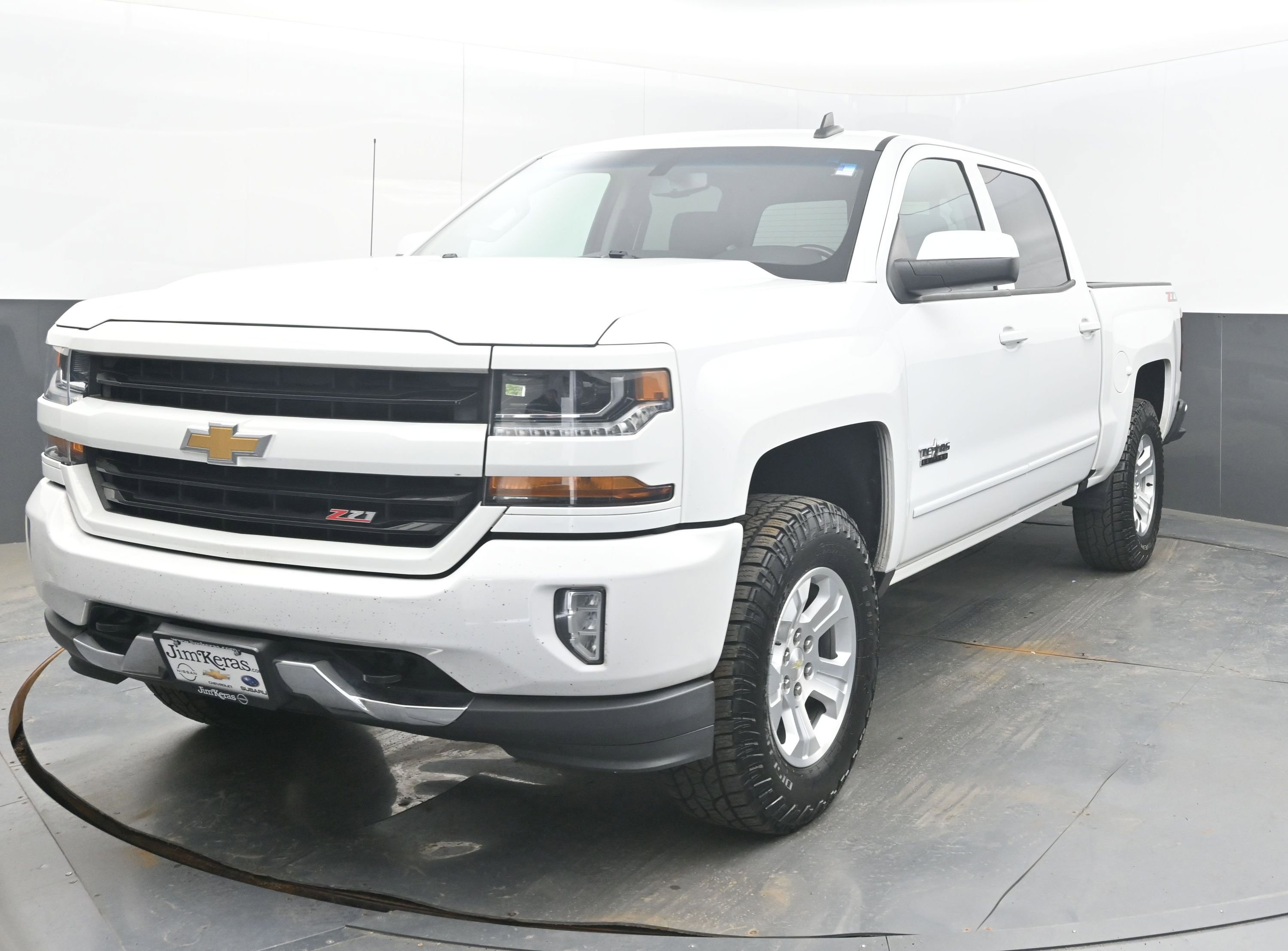 Used 2018 Chevrolet Silverado 1500 LT w/ Texas Edition image 3
