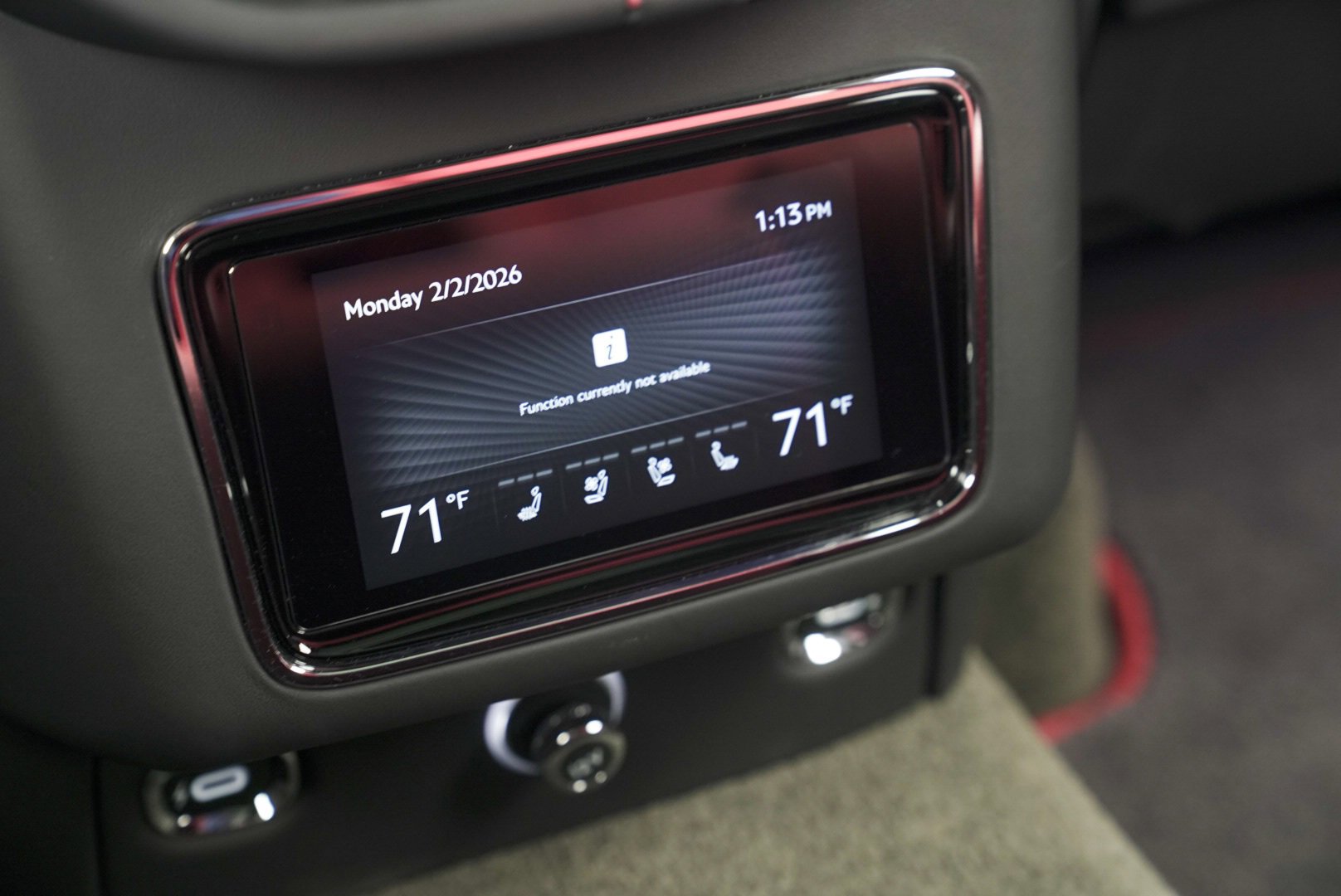 Used 2022 Bentley Bentayga image 30