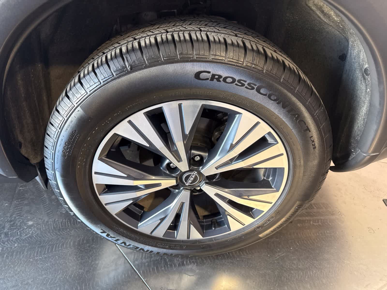 Used 2022 Nissan Rogue SV FWD image 10