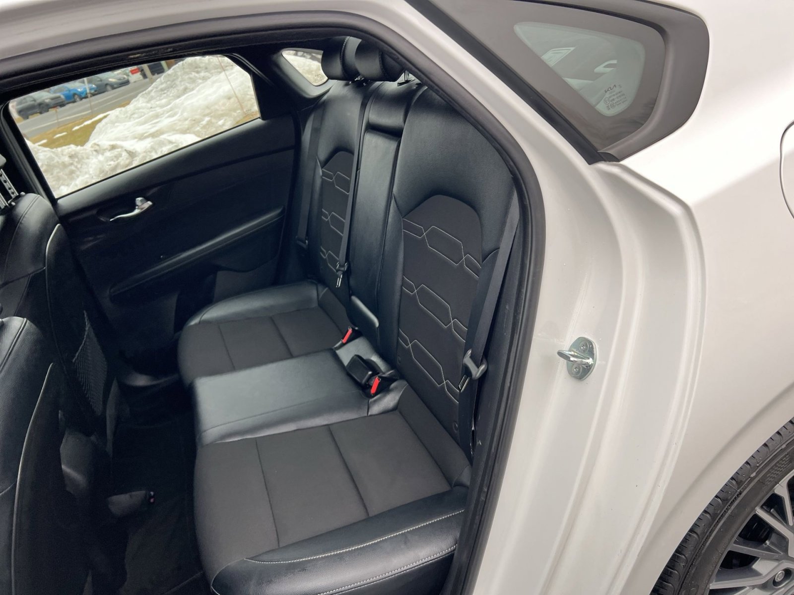 Used 2023 Kia Forte GT-Line w/ GT-Line Technology Package image 23