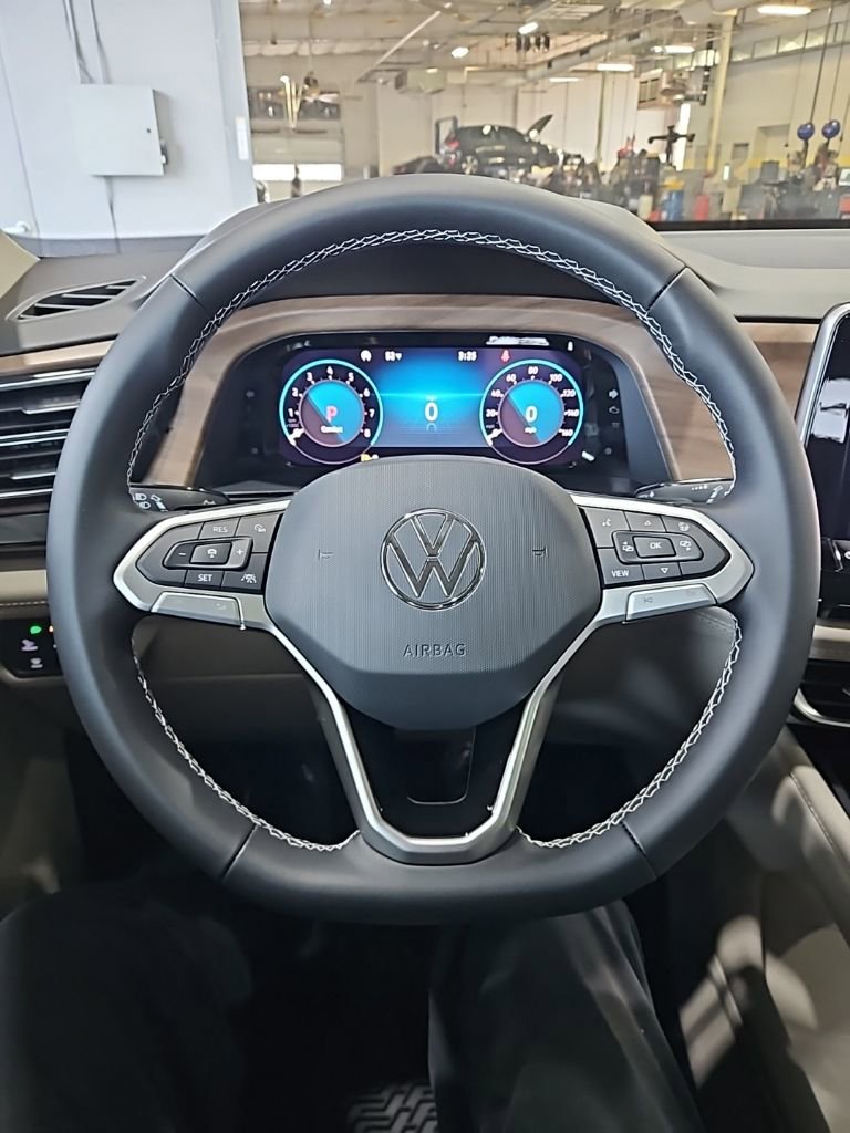 New 2026 Volkswagen Atlas SE image 38