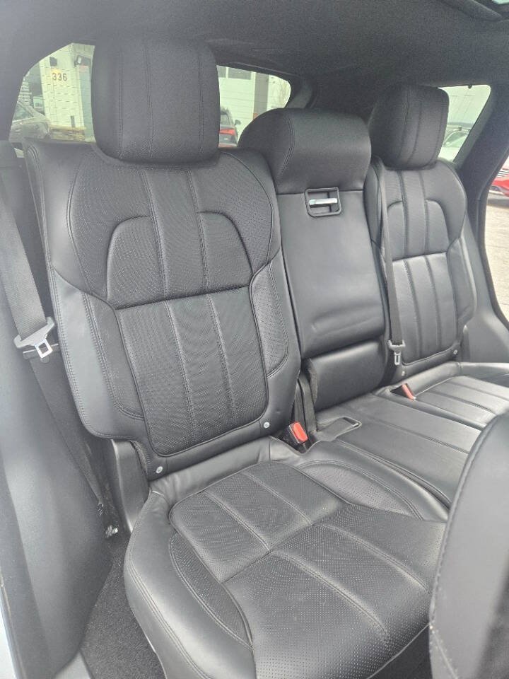 Used 2016 Land Rover Range Rover Sport Supercharged AWD/4WD image 19