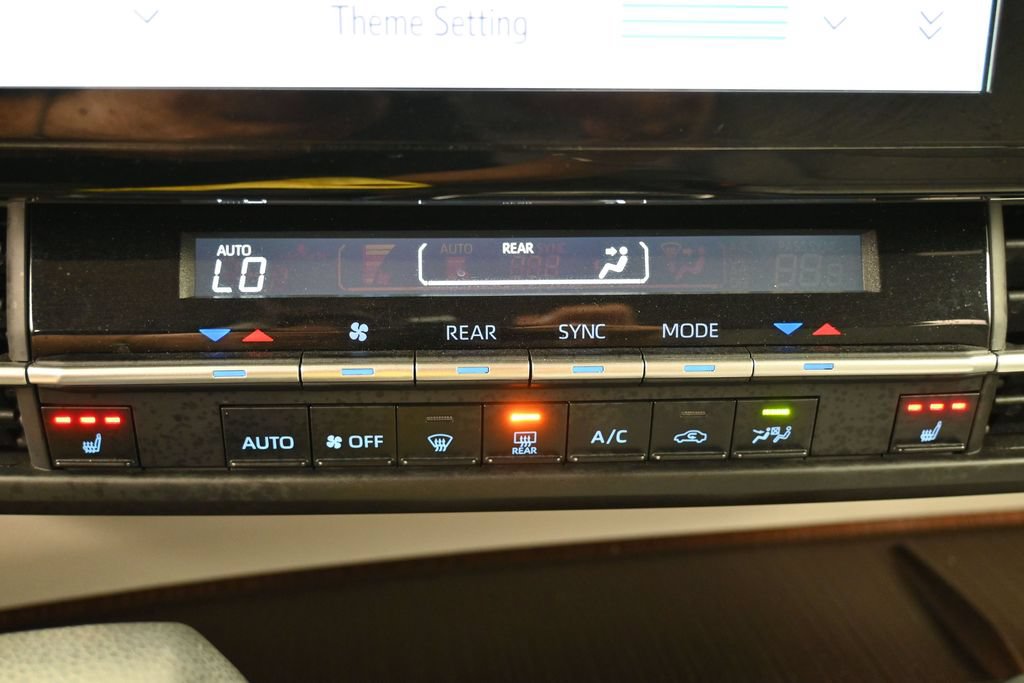 Used 2021 Toyota Sienna LE FWD image 20