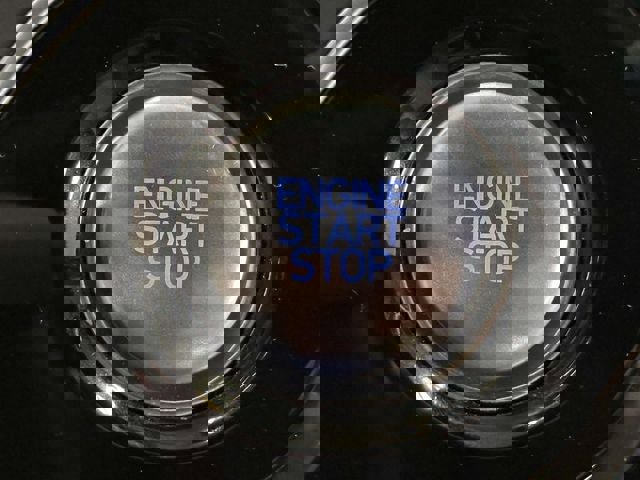 Used 2023 Genesis G70 2.0T image 33