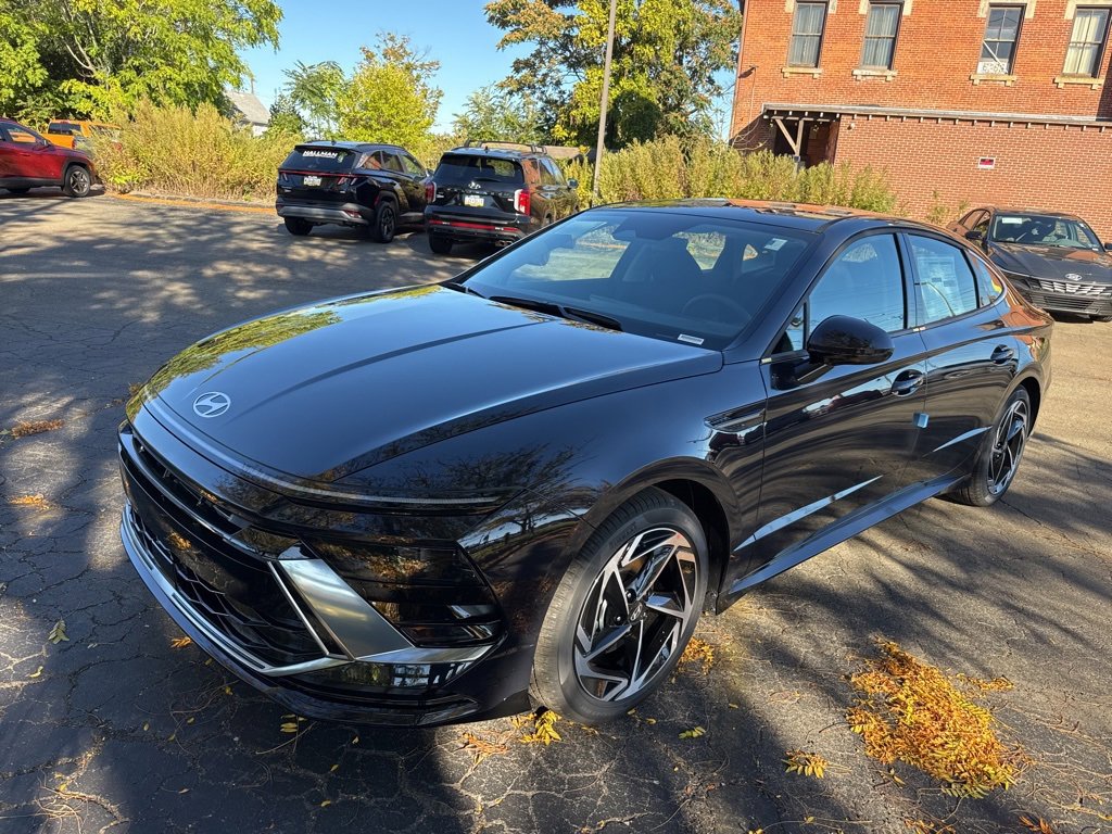 New 2026 Hyundai Sonata SEL image 3