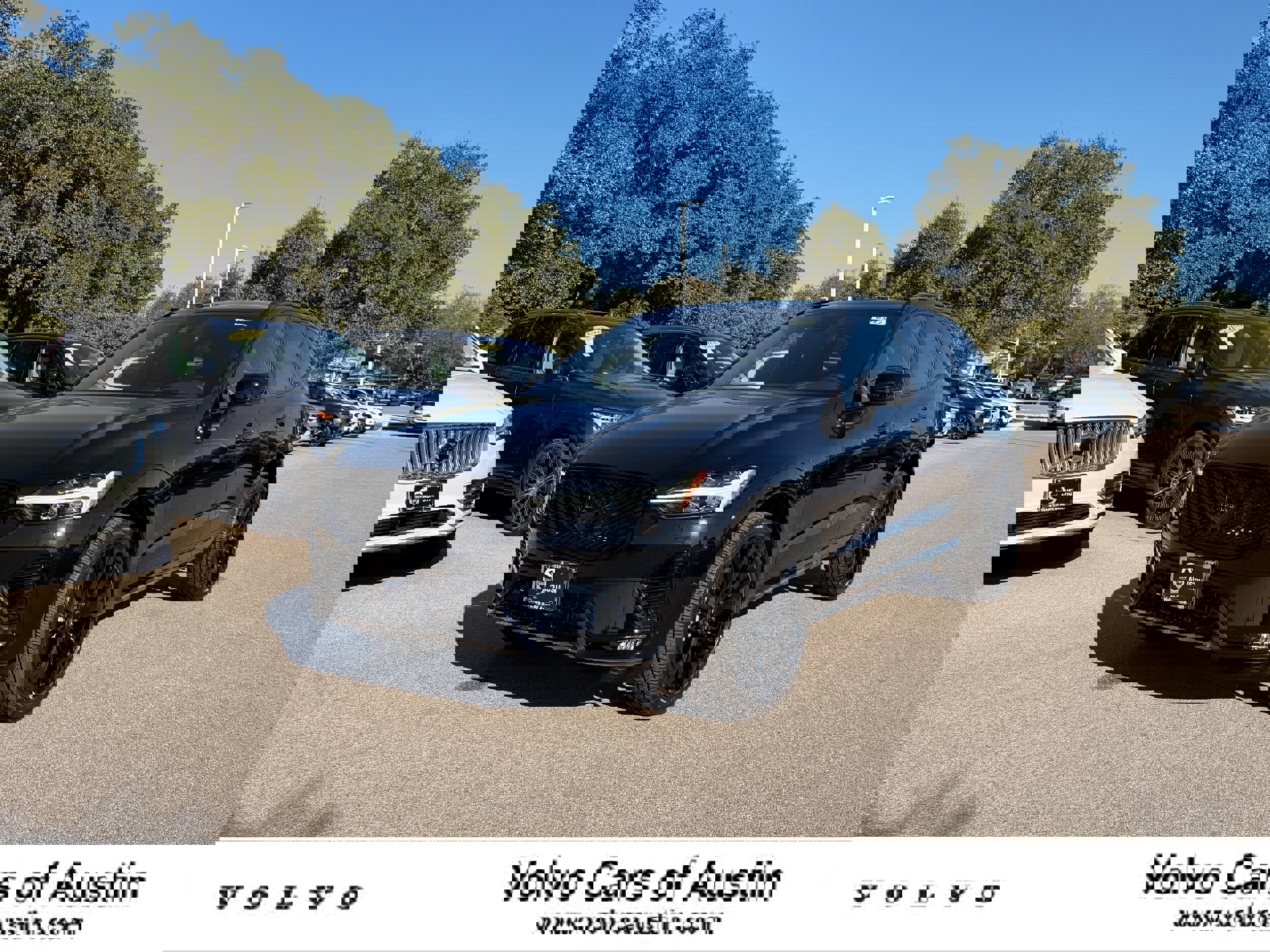 New 2026 Volvo XC60 B5 Ultra w/ Climate Package