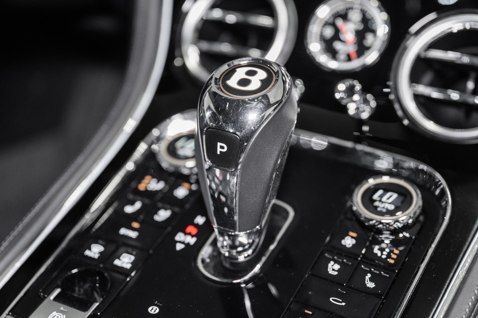 Used 2020 Bentley Continental GT AWD/4WD image 36
