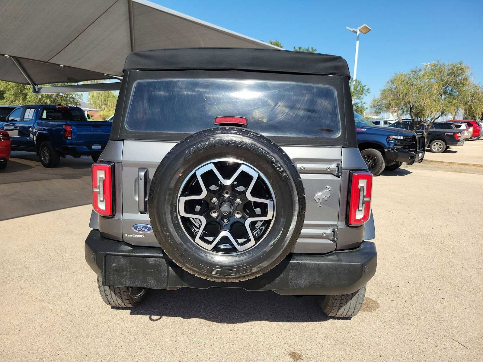 Used 2022 Ford Bronco Outer Banks image 5