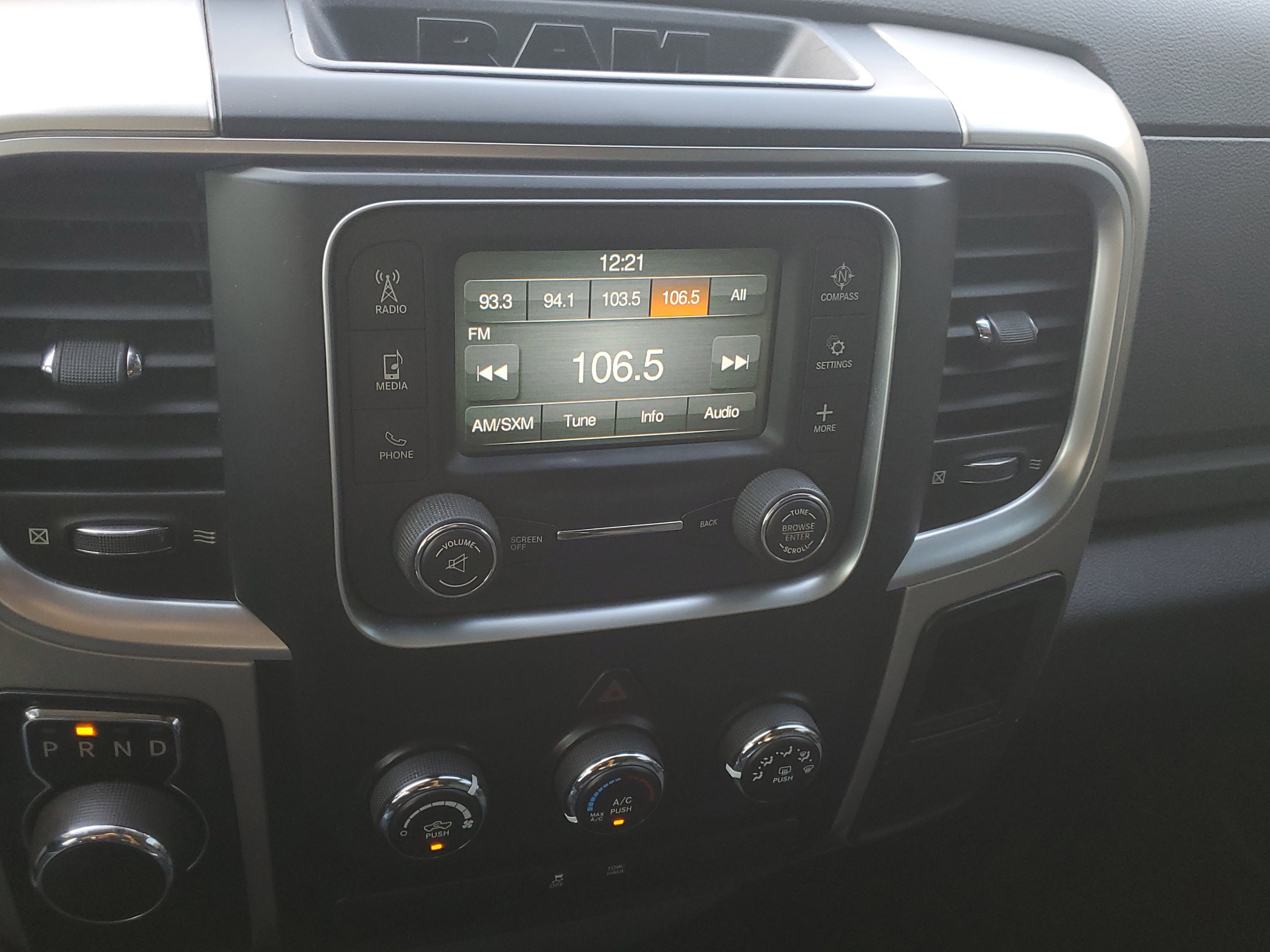 Used 2016 RAM 1500 Classic SLT image 24