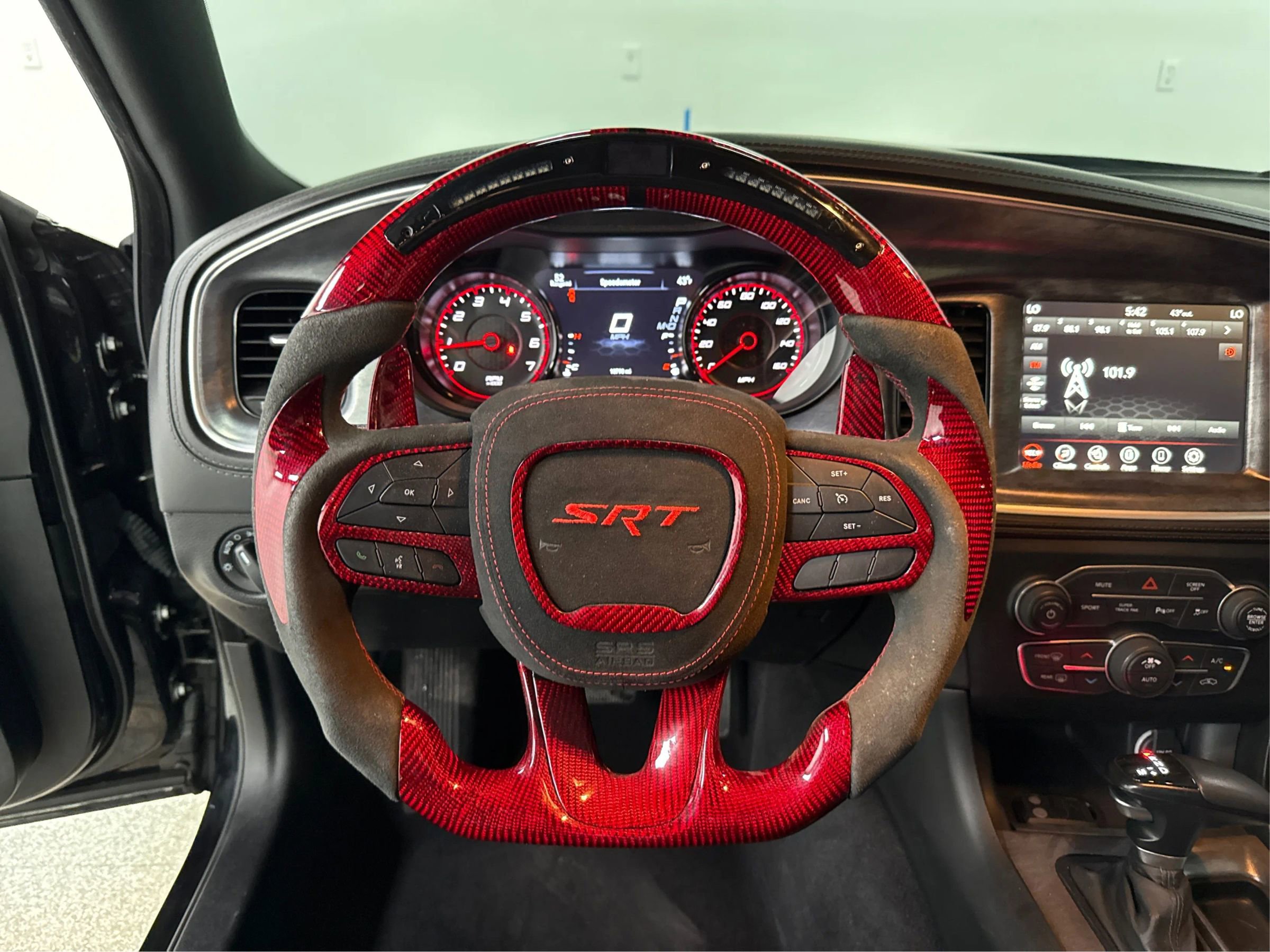 Used 2023 Dodge Charger R/T w/ Daytona Edition Group image 18