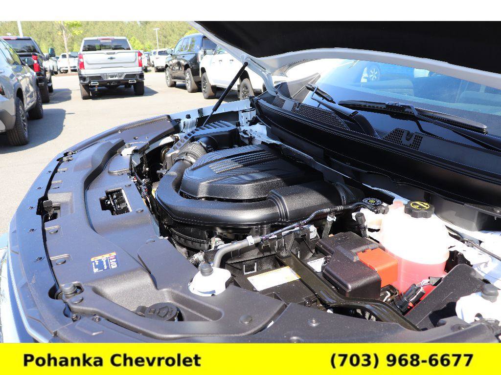 Certified 2025 Chevrolet Traverse LT w/ LPO, Floor Liner Package AWD/4WD image 32