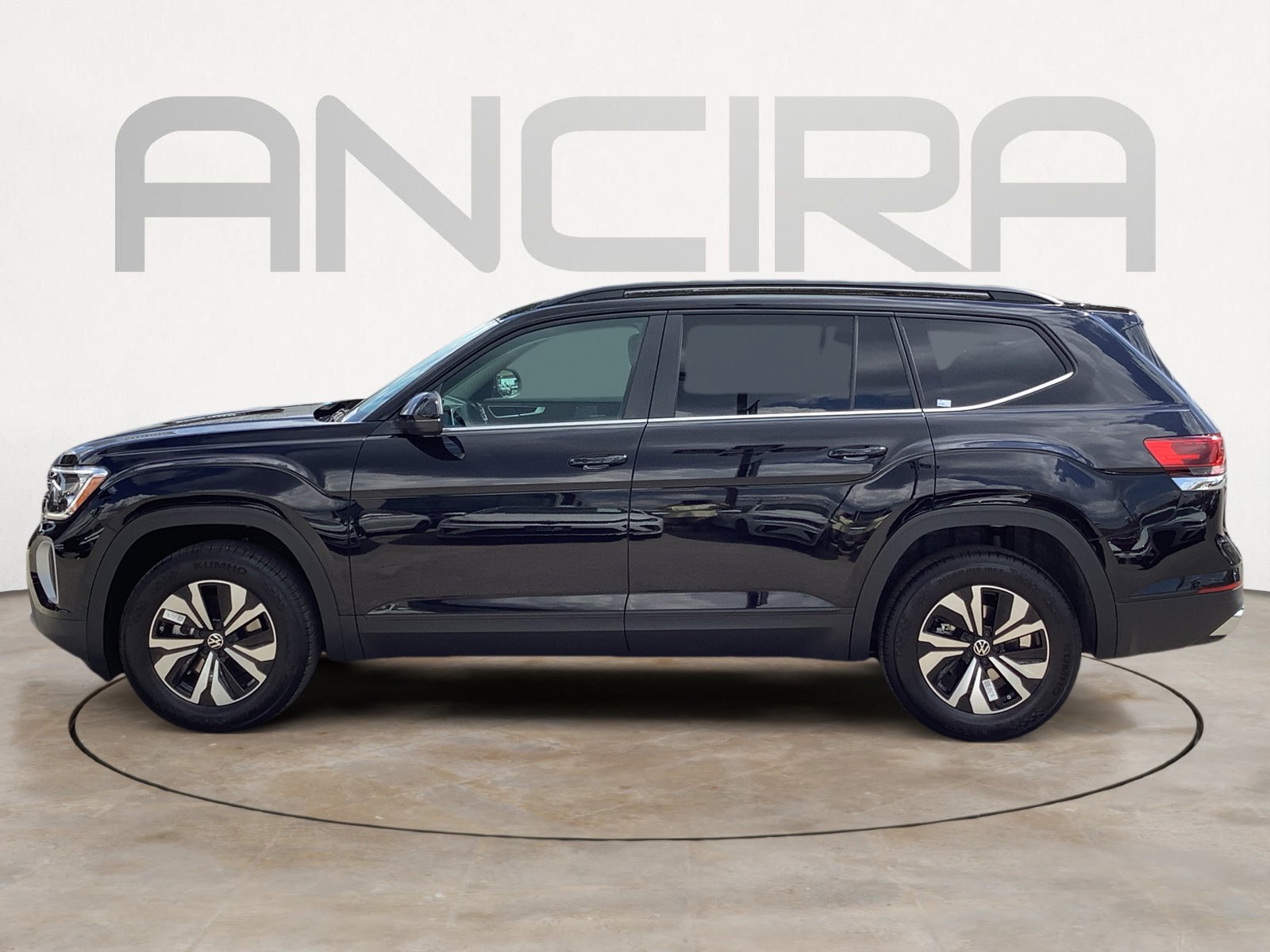 New 2026 Volkswagen Atlas SE FWD image 5