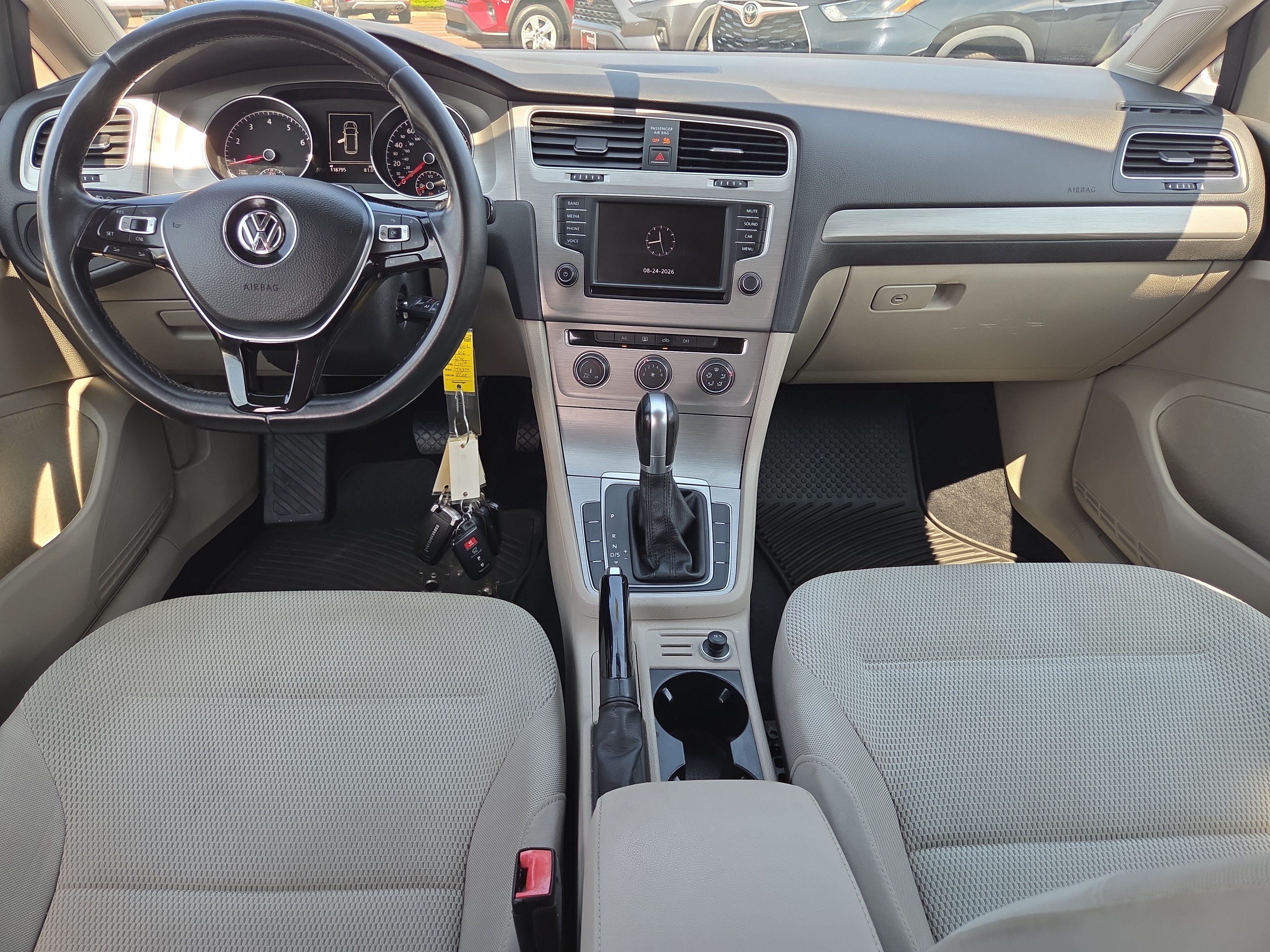 Used 2016 Volkswagen Golf S FWD image 19
