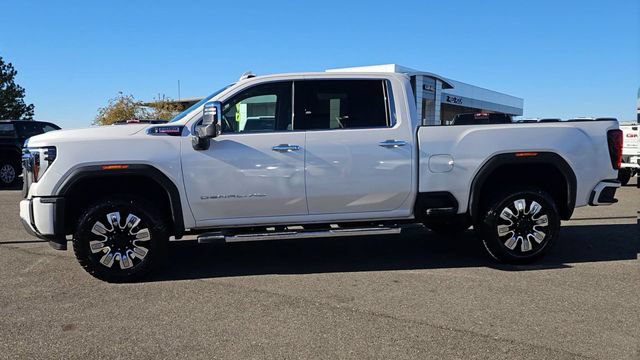Used 2025 GMC Sierra 2500 Denali AWD/4WD image 6